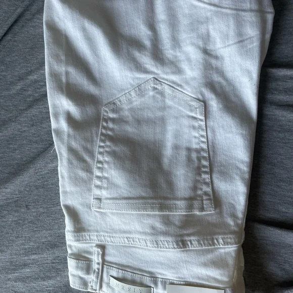 White Flare Wide Leg Jeans High-Rise - Picture 5 of 7